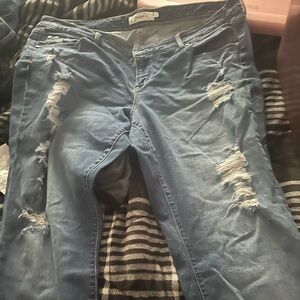 Size 20 torrid distress jeans. Denium